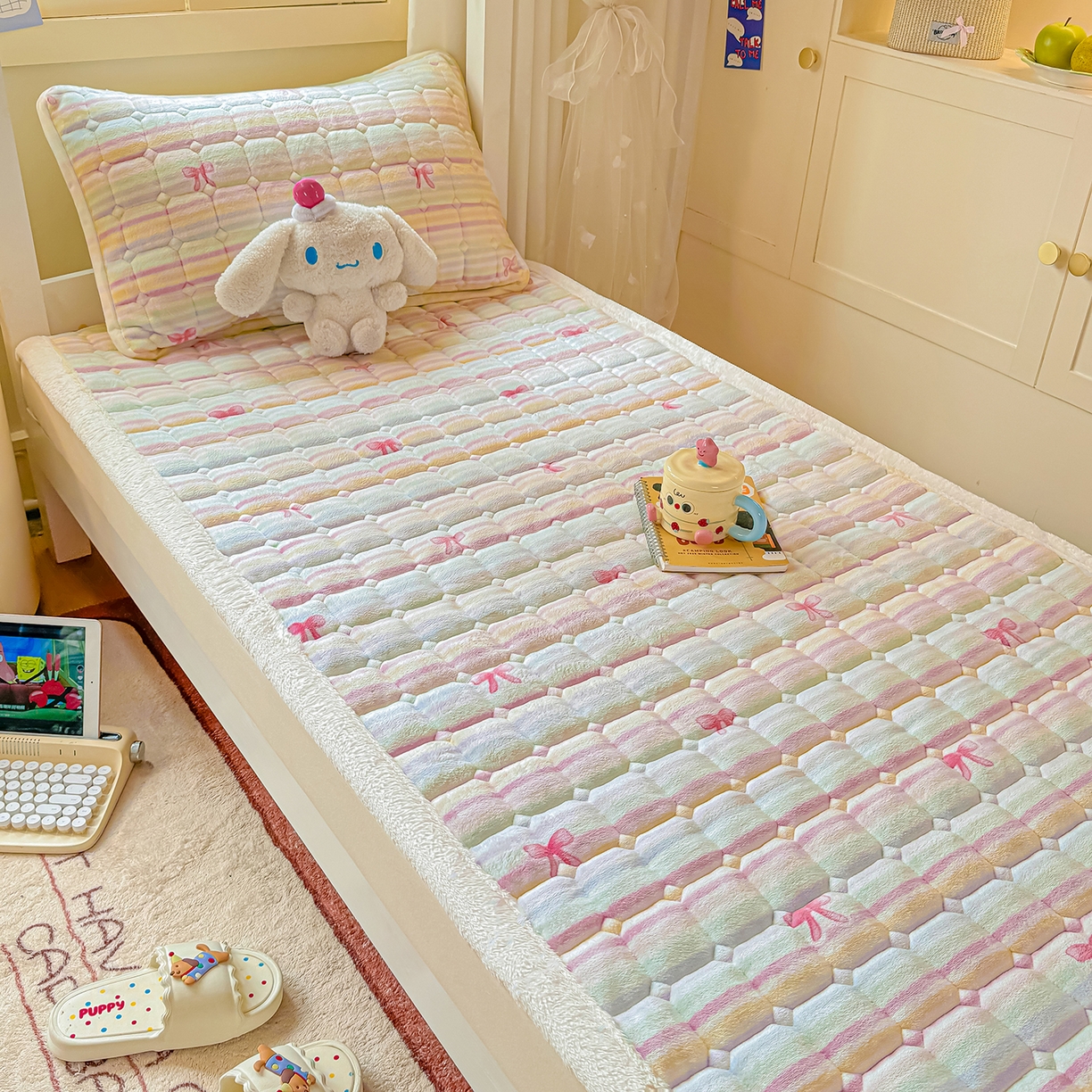 91家纺网 家纺一手货源 找家纺 眠势力 2025新款牛奶绒学生床垫加绒牛奶绒床褥子秋冬保暖珊瑚绒夹棉上下铺床护垫 彩虹旋律-牛奶绒床垫