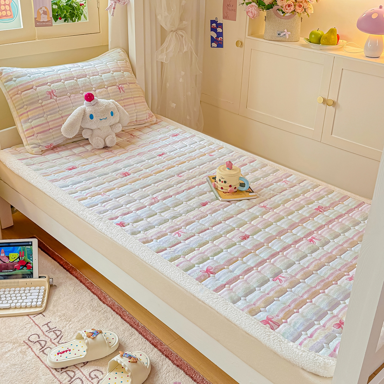 91家纺网 家纺一手货源 找家纺 眠势力 2025新款牛奶绒学生床垫加绒牛奶绒床褥子秋冬保暖珊瑚绒夹棉上下铺床护垫 彩虹旋律-牛奶绒床垫