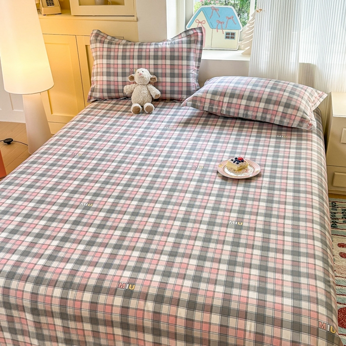 91家纺网 家纺一手货源 找家纺 帛织澜家纺 2025新款12868全棉喷气印花床单单件 木几小格-A版