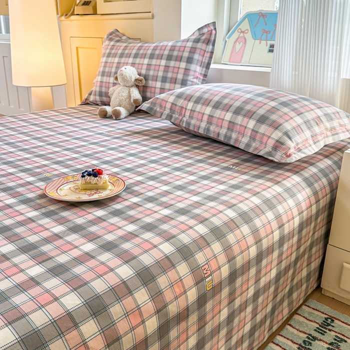 91家纺网 家纺一手货源 找家纺 帛织澜家纺 2025新款12868全棉喷气印花床单单件 木几小格-A版