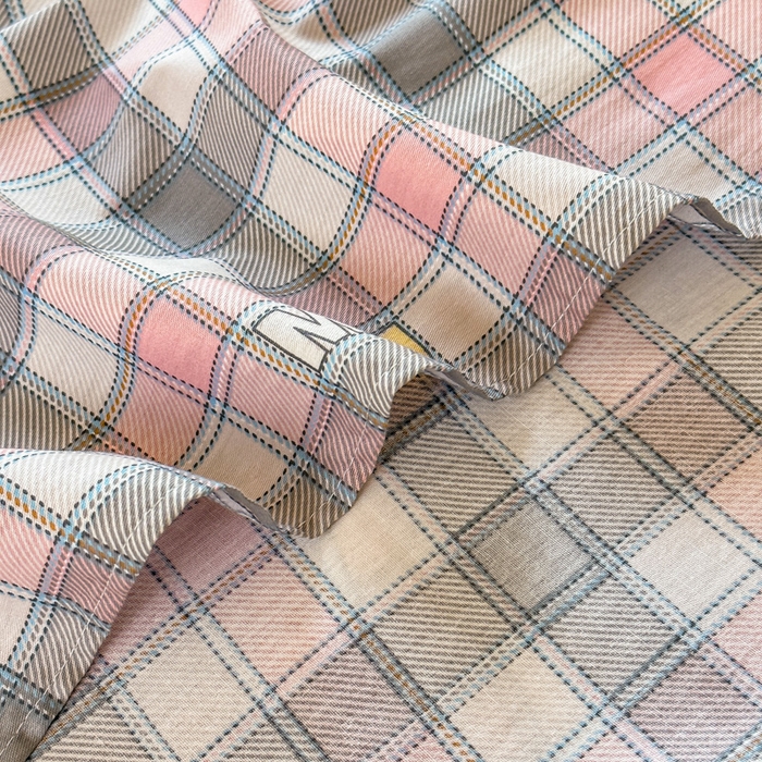 91家纺网 家纺一手货源 找家纺 帛织澜家纺 2025新款12868全棉喷气印花床单单件 木几小格-A版