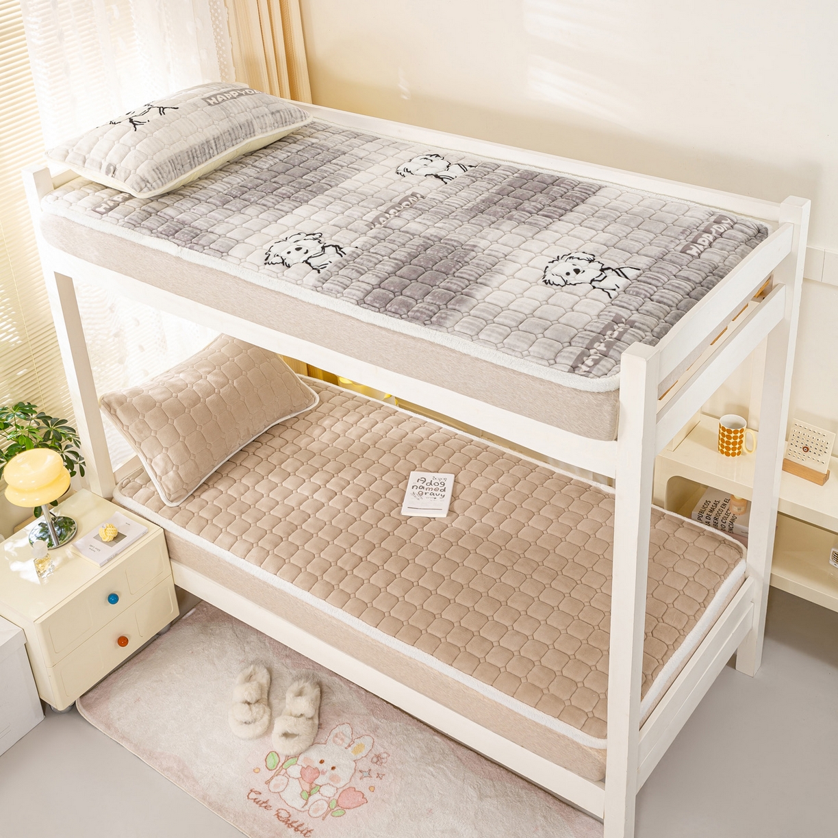 91家纺网 家纺一手货源 找家纺 眠势力 2025新款牛奶绒学生床垫加绒牛奶绒床褥子秋冬保暖珊瑚绒夹棉上下铺床护垫 卡其-牛奶绒床垫