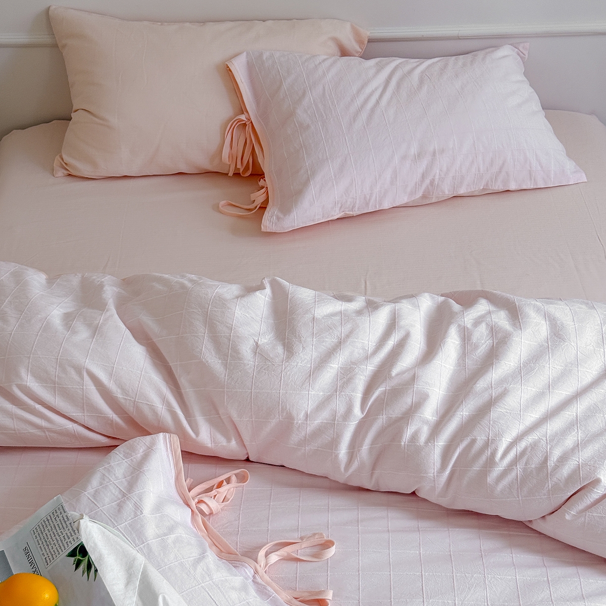 91家纺网 家纺一手货源 找家纺 小春日和 纯棉色织提花四件套人字纹全棉提花床单1.8米床笠民宿三件套加大纯色床单 泡芙-粉