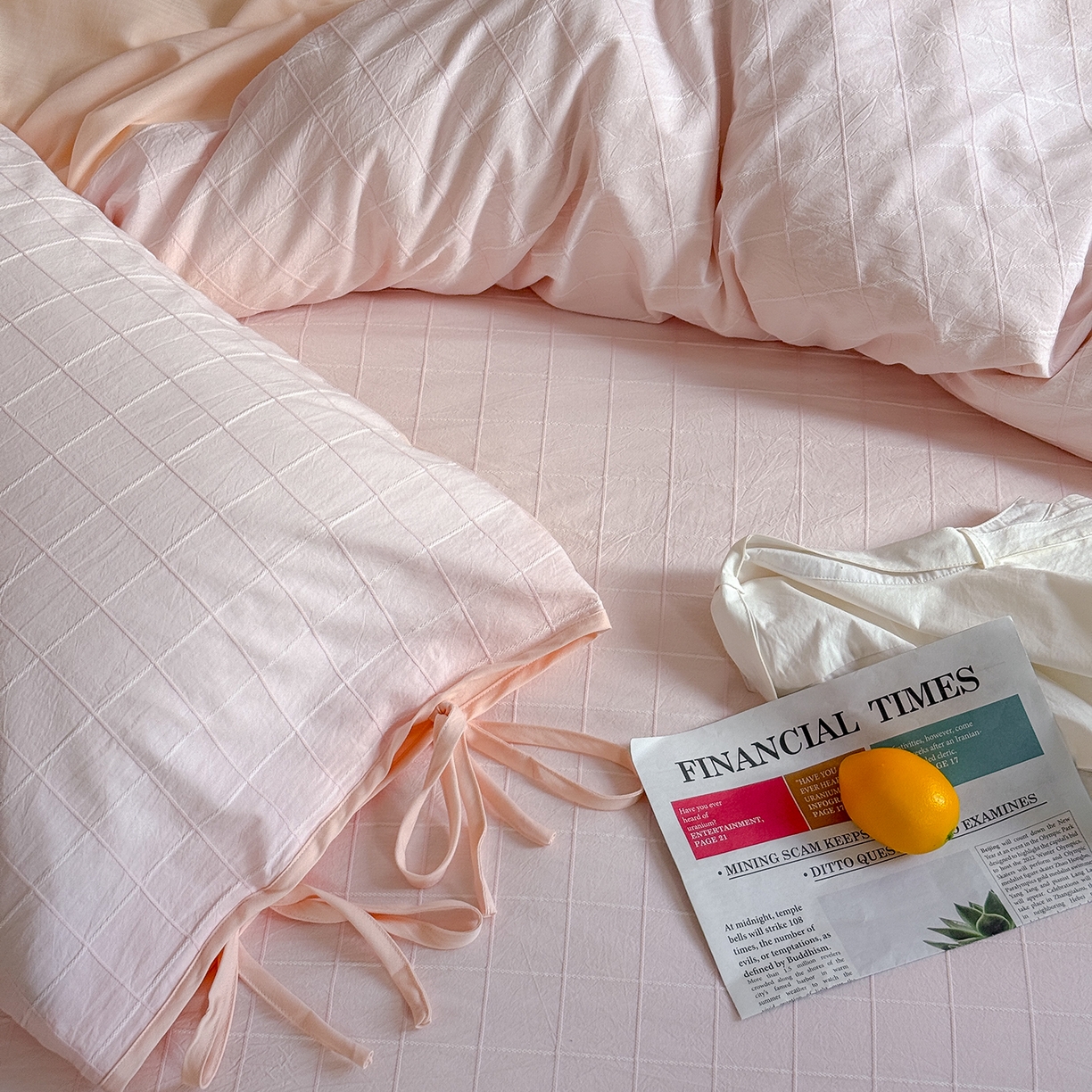 91家纺网 家纺一手货源 找家纺 （总）小春日和 纯棉色织提花四件套人字纹全棉提花床单1.8米床笠民宿三件套加大纯色床单