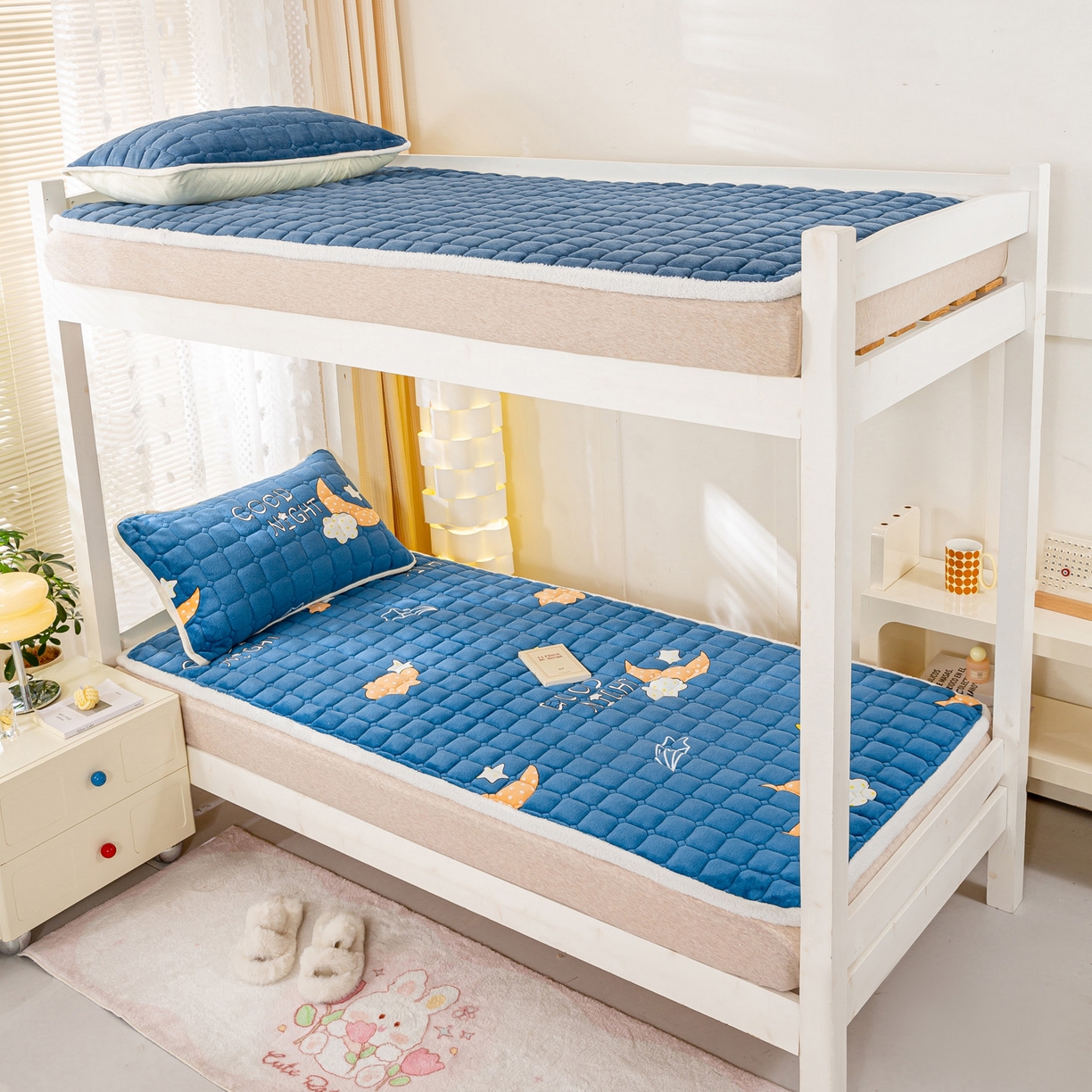 91家纺网 家纺一手货源 找家纺 眠势力 2025新款牛奶绒学生床垫加绒牛奶绒床褥子秋冬保暖珊瑚绒夹棉上下铺床护垫 晚安-牛奶绒床垫