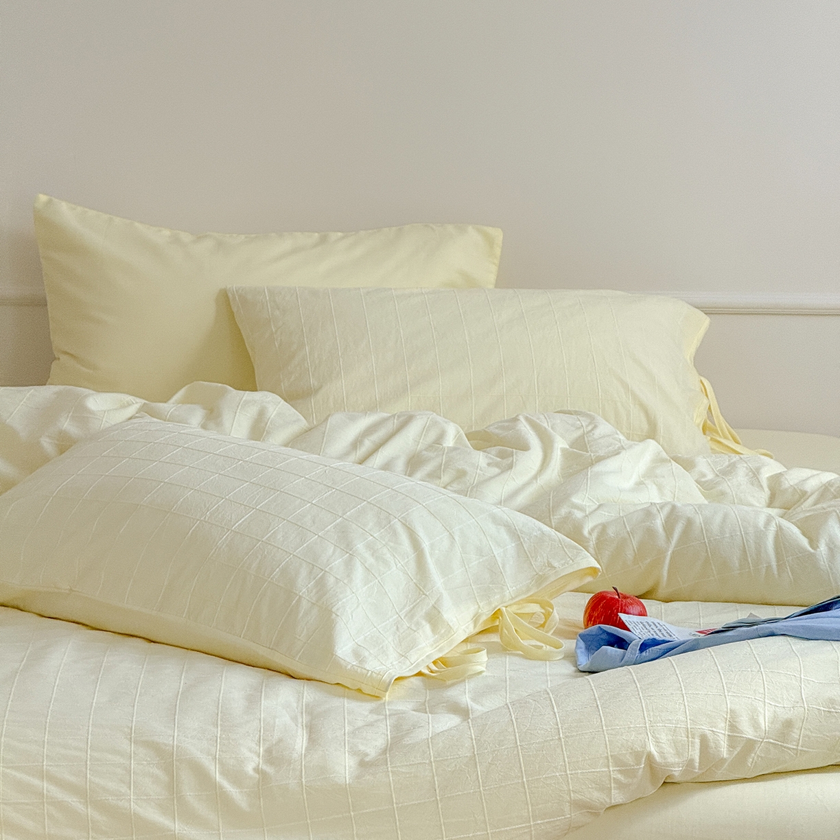 91家纺网 家纺一手货源 找家纺 小春日和 纯棉色织提花四件套人字纹全棉提花床单1.8米床笠民宿三件套加大纯色床单 泡芙-黄