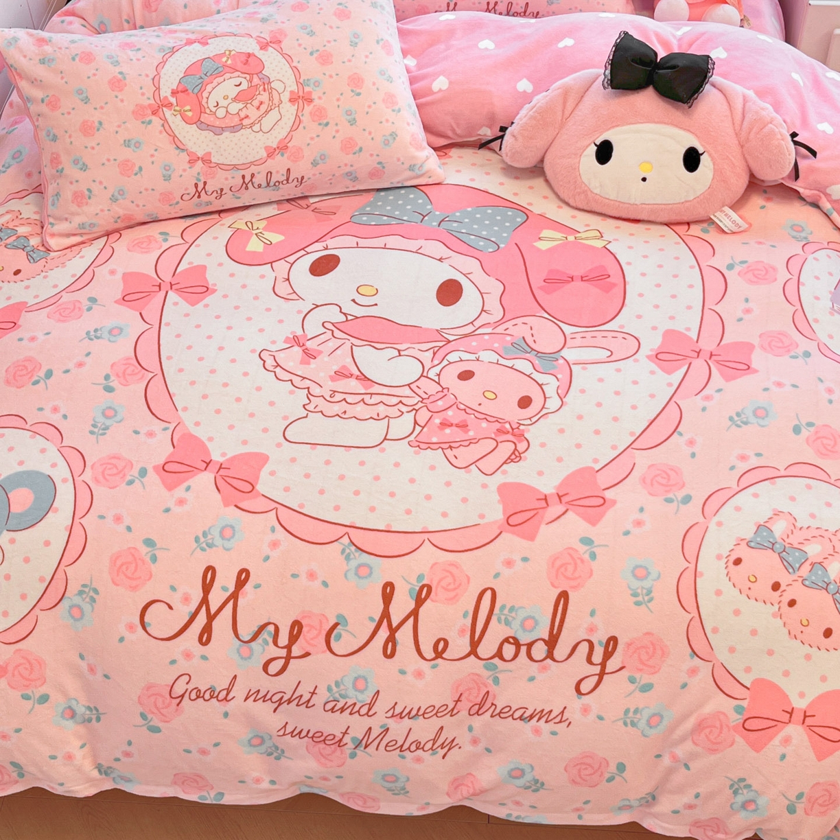 91家纺网 家纺一手货源 找家纺 （总）暮思家居 2025新款正版授权三丽鸥大阪数码印花高克重加厚保暖牛奶绒四件套