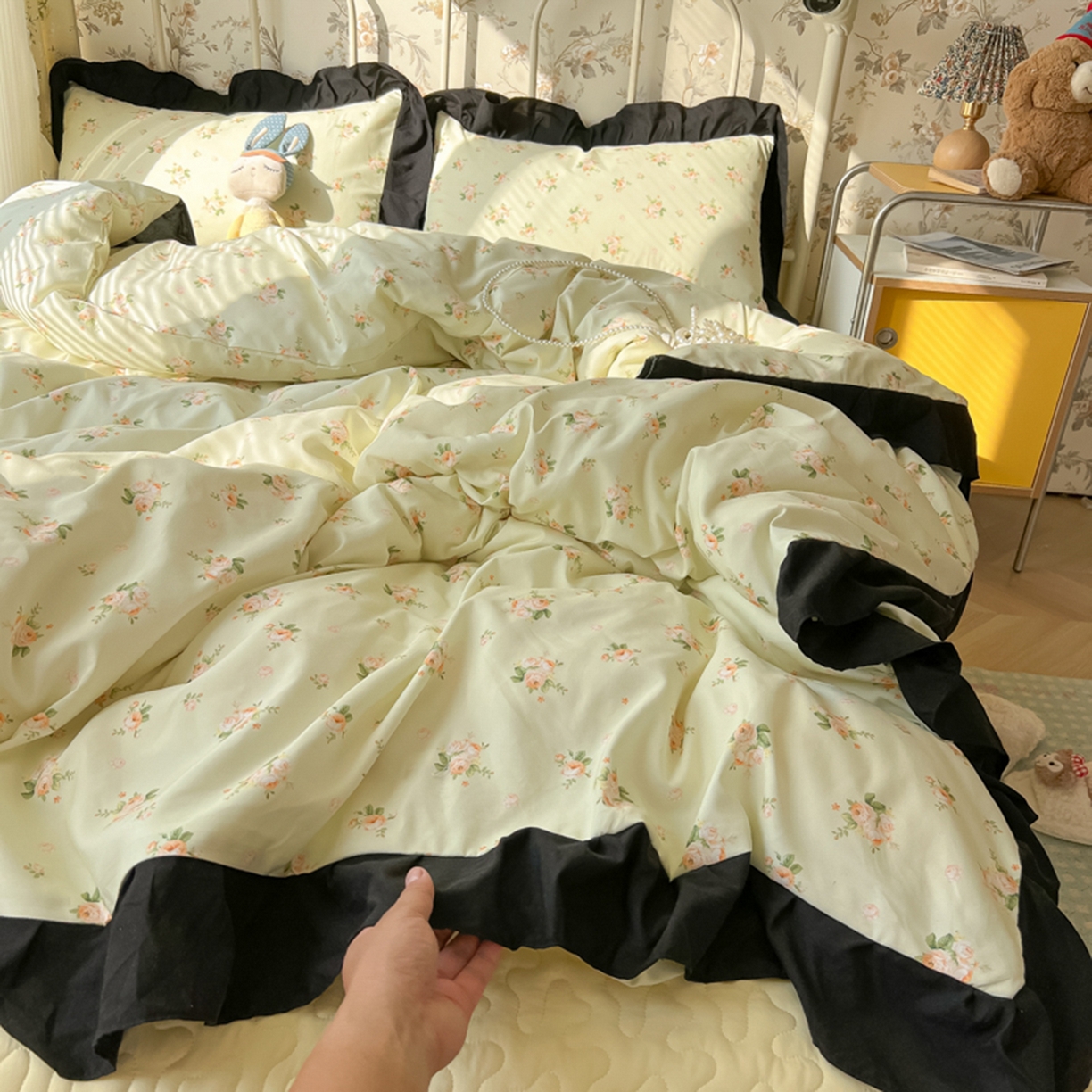 91家纺网 家纺一手货源 找家纺 子钦家纺 2025新款云朵棉水洗棉赫本风床单床笠床盖四件套-安娜 安娜-仲夏