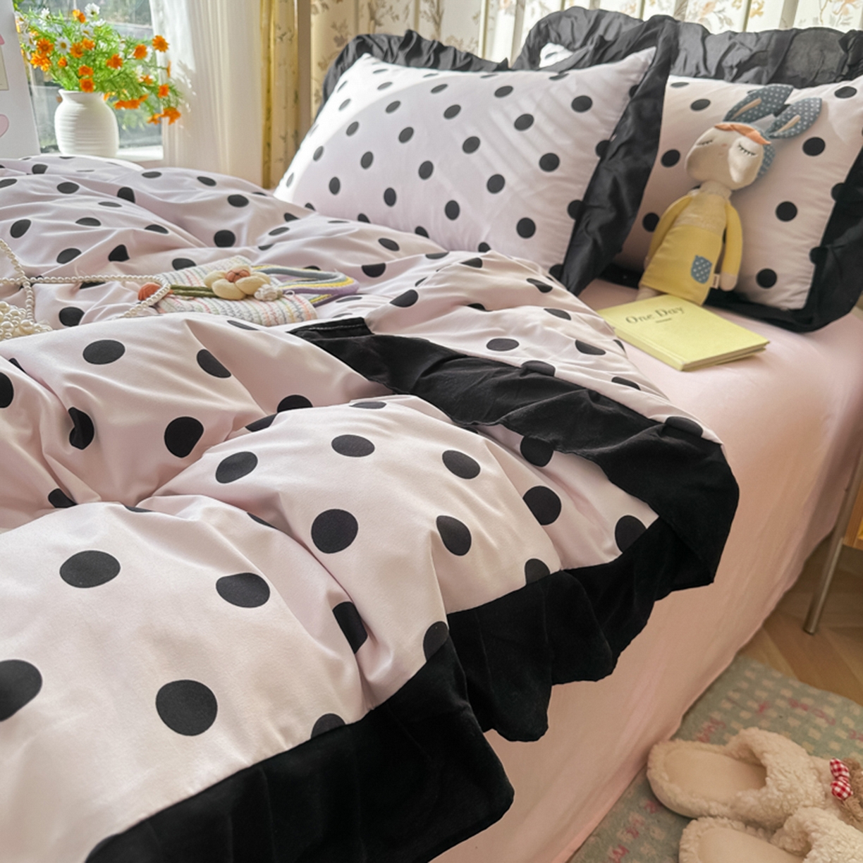 91家纺网 家纺一手货源 找家纺 子钦家纺 2025新款云朵棉水洗棉赫本风床单床笠床盖四件套-安娜 安娜-奶粉波点