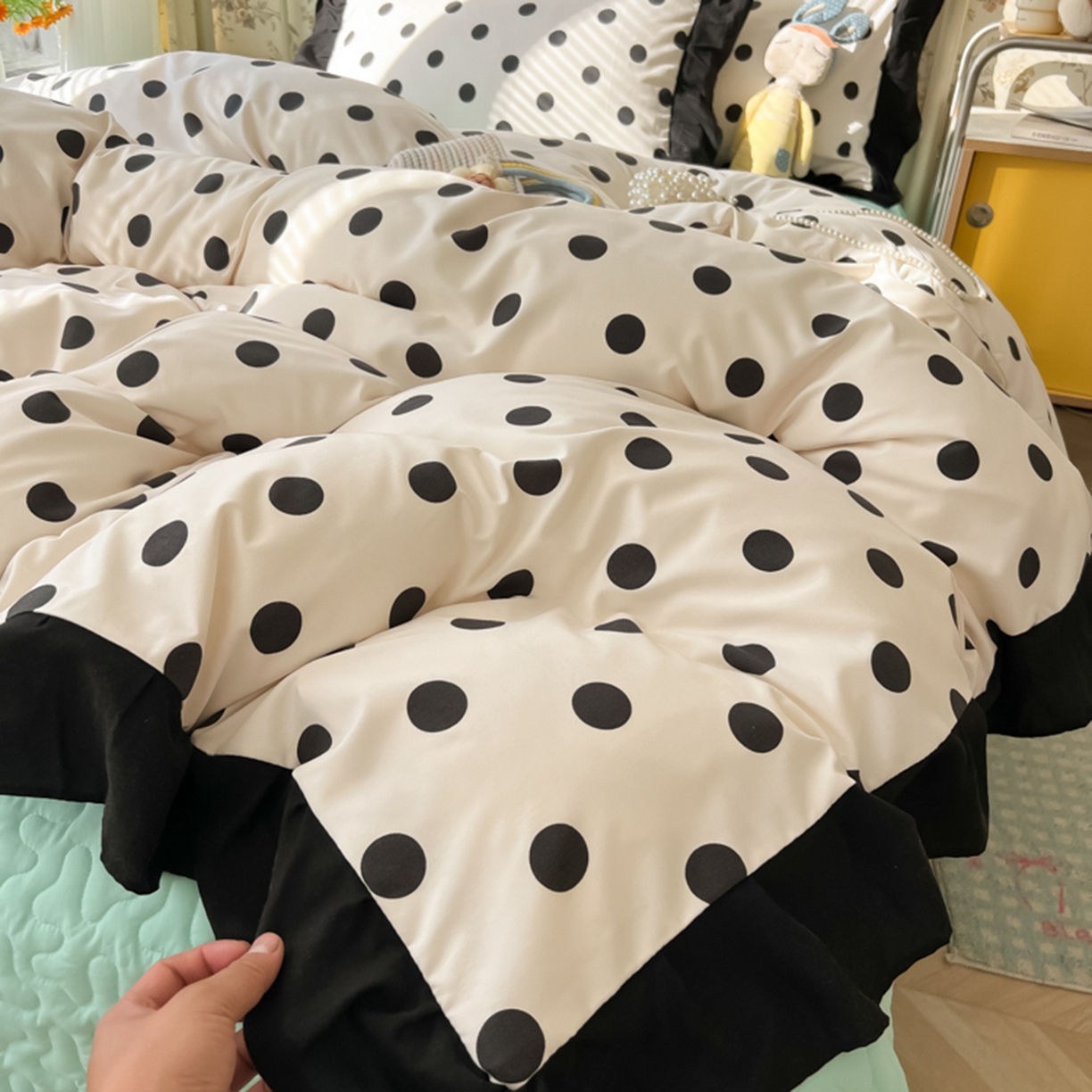 91家纺网 家纺一手货源 找家纺 子钦家纺 2025新款云朵棉水洗棉赫本风床单床笠床盖四件套-安娜 安娜-奶白波点