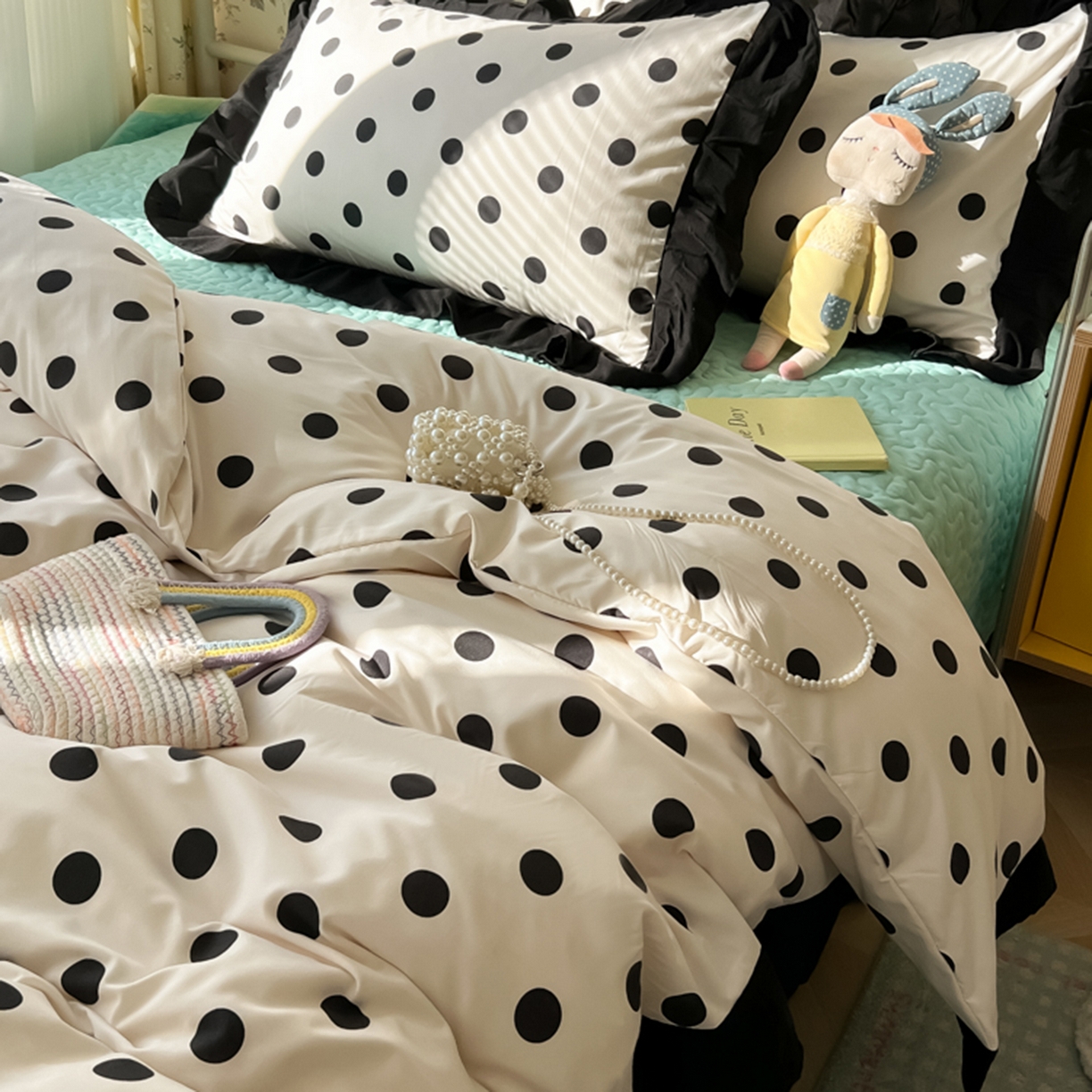 91家纺网 家纺一手货源 找家纺 子钦家纺 2025新款云朵棉水洗棉赫本风床单床笠床盖四件套-安娜 安娜-奶白波点