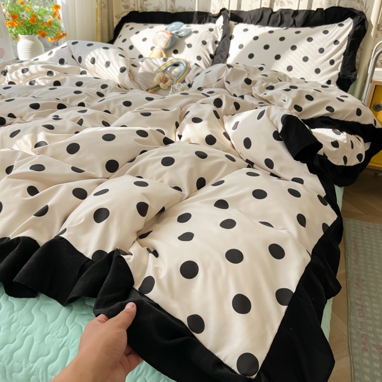 91家纺网 家纺一手货源 找家纺 子钦家纺 2025新款云朵棉水洗棉赫本风床单床笠床盖四件套-安娜 安娜-奶白波点