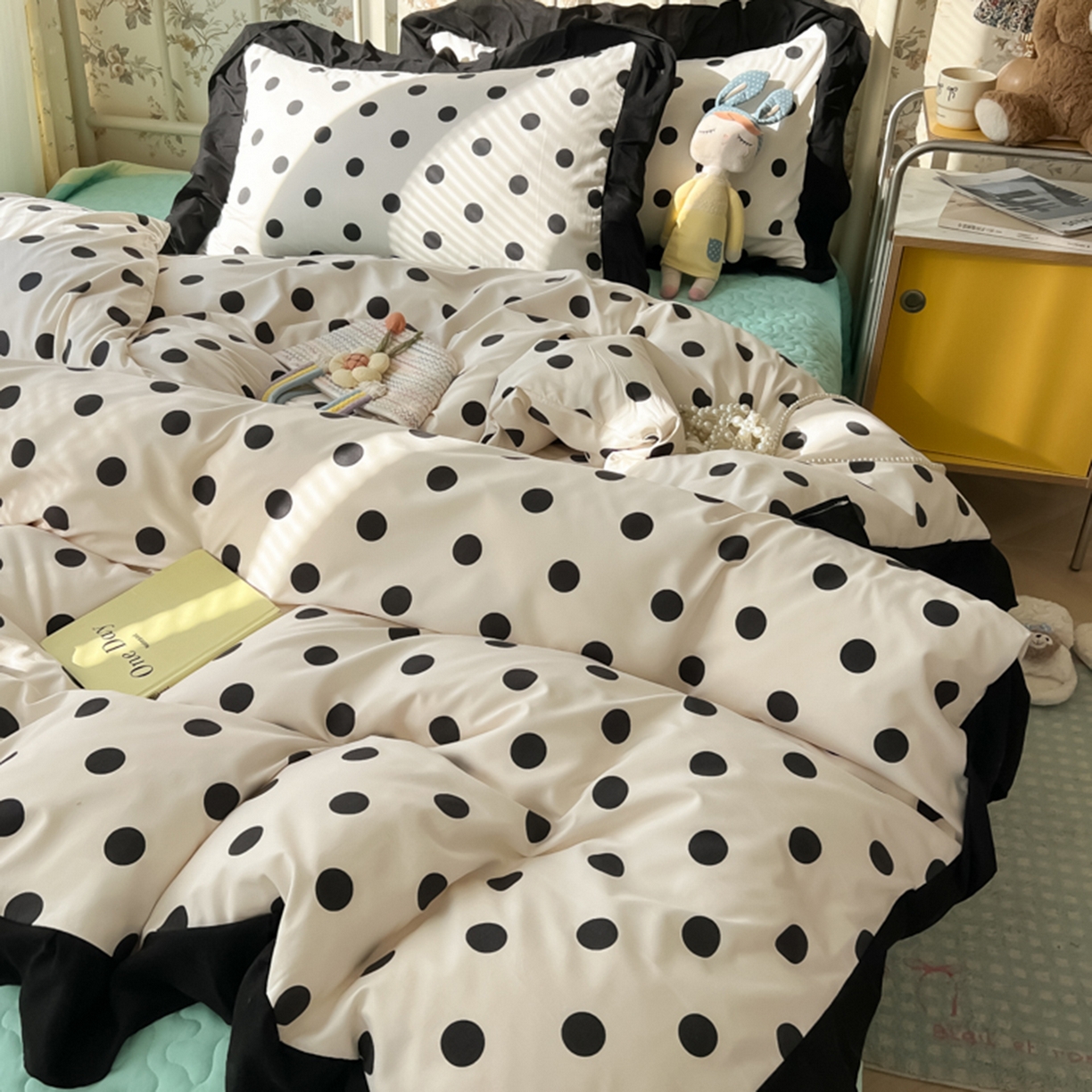 91家纺网 家纺一手货源 找家纺 子钦家纺 2025新款云朵棉水洗棉赫本风床单床笠床盖四件套-安娜 安娜-奶白波点