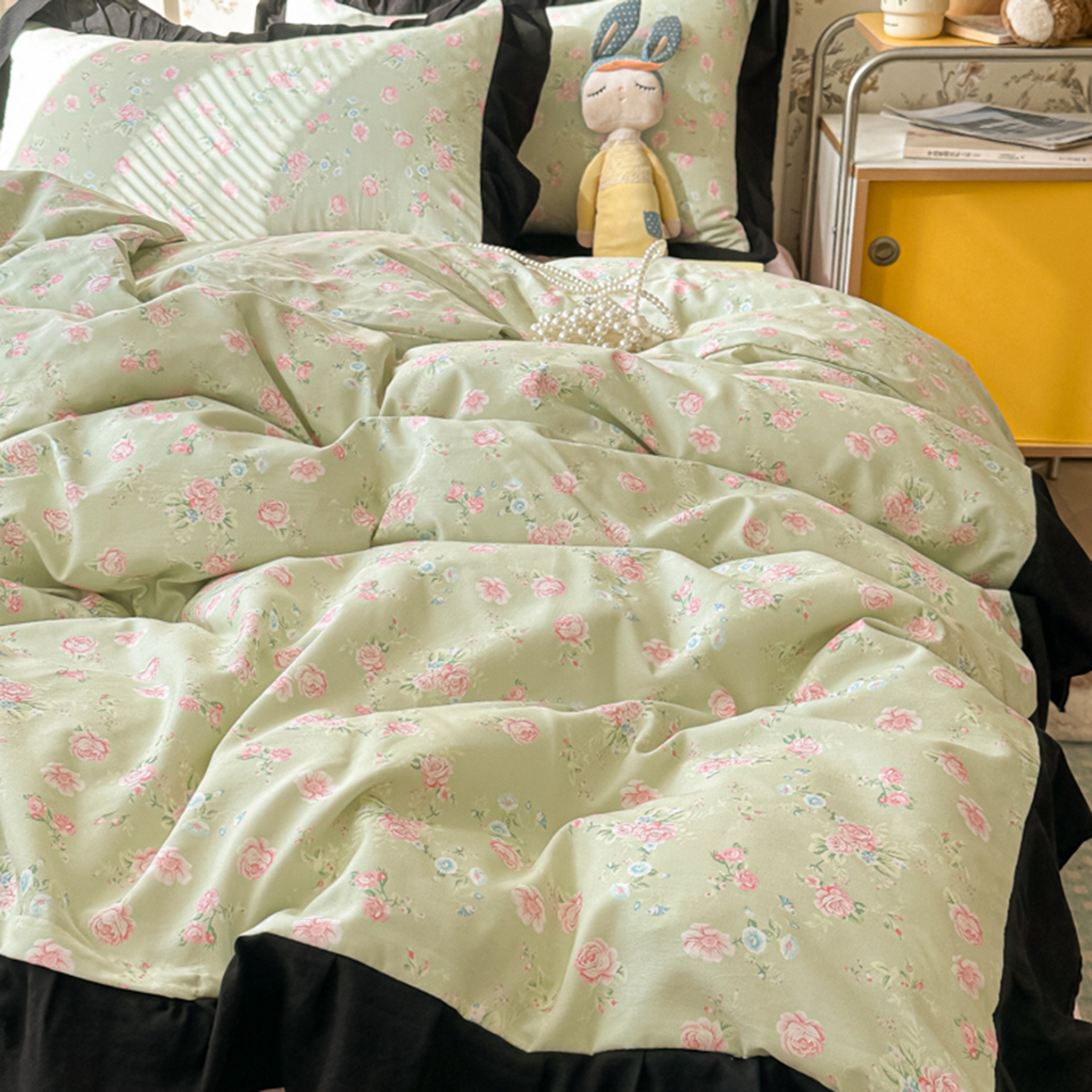 91家纺网 家纺一手货源 找家纺 子钦家纺 2025新款云朵棉水洗棉赫本风床单床笠床盖四件套-安娜 安娜-花海绿