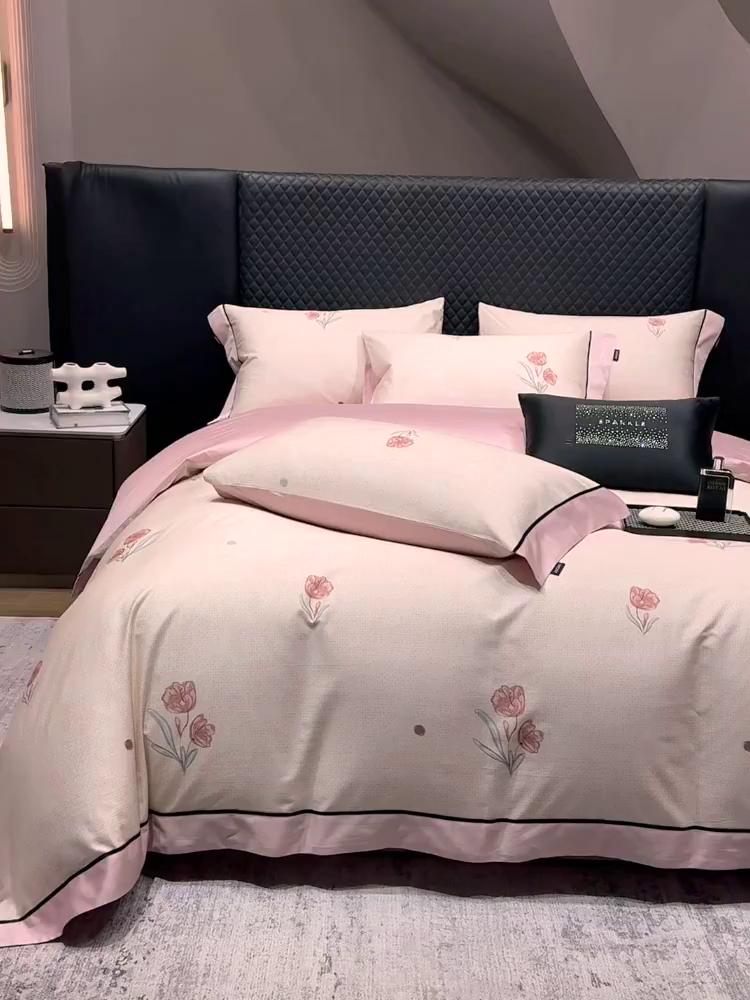 91家纺网 家纺一手货源 找家纺 2025新款直播热款A类数码印花全棉四件套纯棉复古美式长绒棉油画风高端床单被套床上用品 如漫