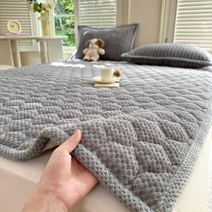 91家纺网 家纺一手货源 找家纺 （总）正邦家纺 2025新款云豆绒加厚保暖夹棉软床垫上下铺床褥学生床护垫