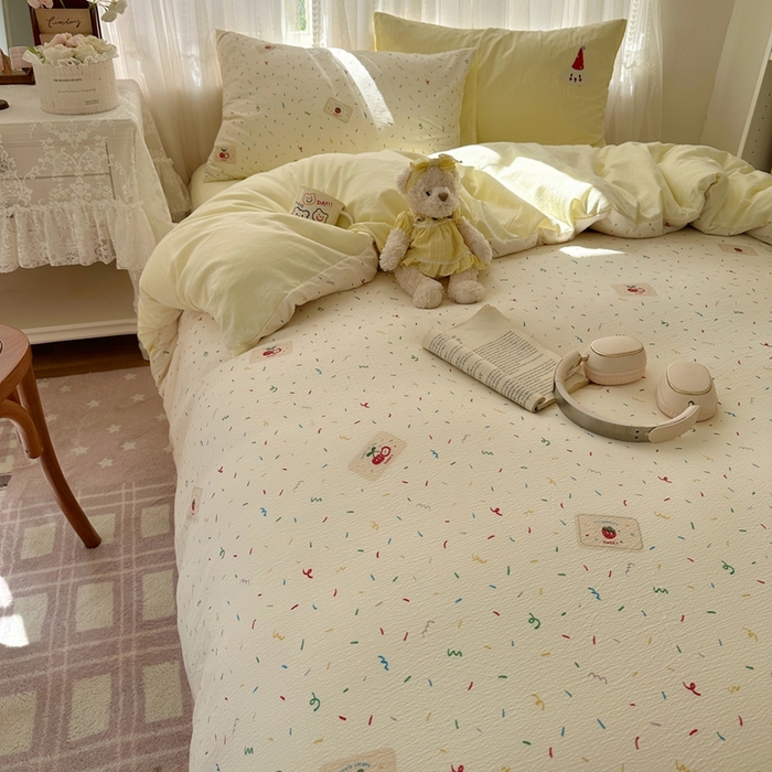 91家纺网 家纺一手货源 找家纺 顾里家纺 2025新款亲肤舒适卡通兔毛贴布绣套件四件套（会员- 3元 定制床笠+8元） 红帽小狗