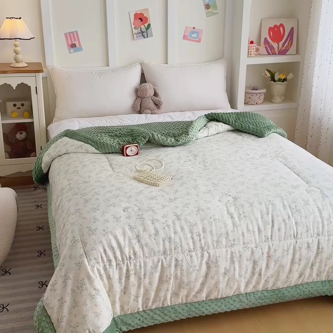 91家纺网 家纺一手货源 找家纺 宜梦家居 2025新款纯棉豆豆被冬被被子被芯 花花世界
