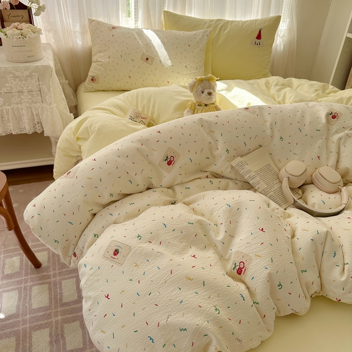 91家纺网 家纺一手货源 找家纺 顾里家纺 2025新款亲肤舒适卡通兔毛贴布绣套件四件套（会员- 3元 定制床笠+8元） 红帽小狗