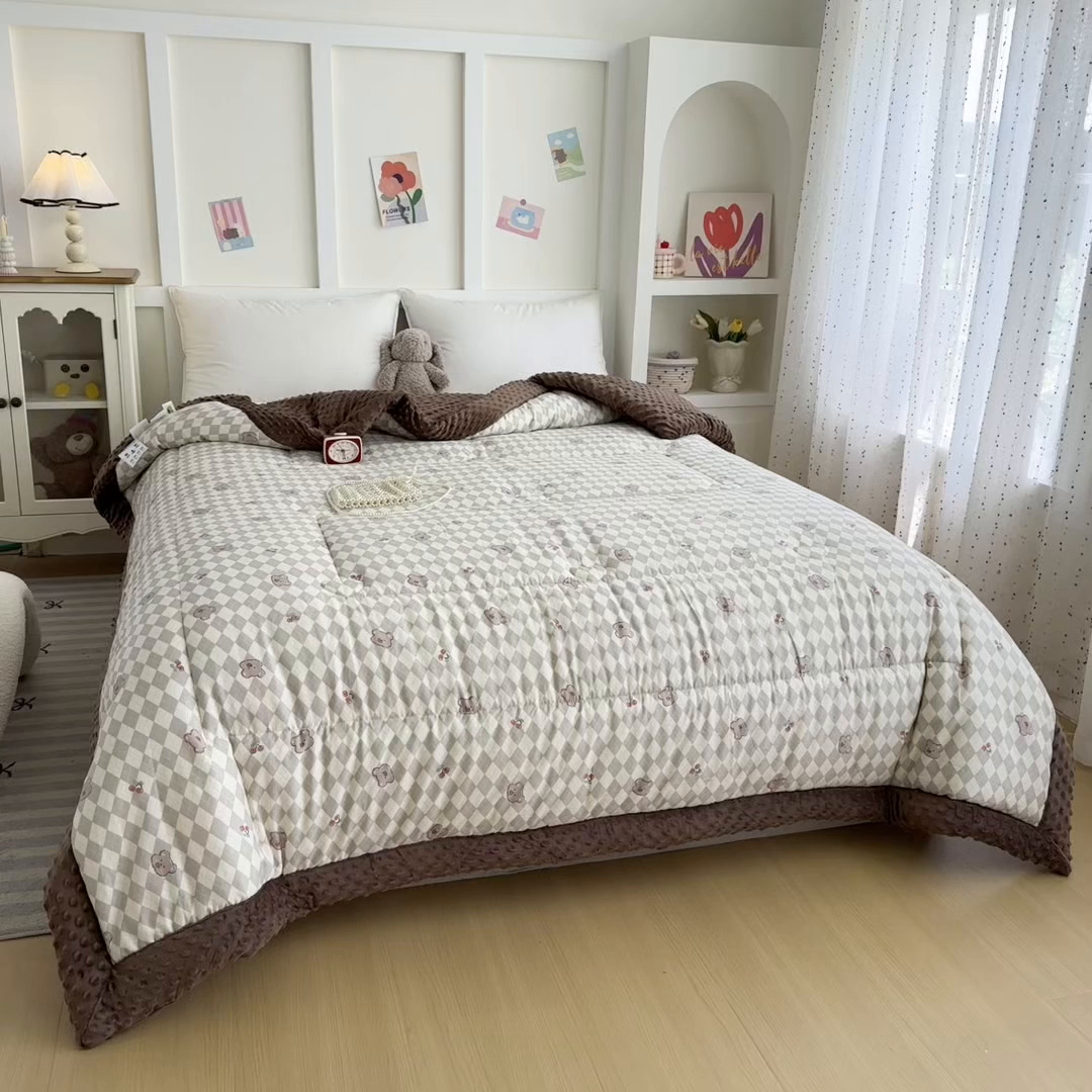 91家纺网 家纺一手货源 找家纺 宜梦家居 2025新款纯棉豆豆被冬被被子被芯 格林小果