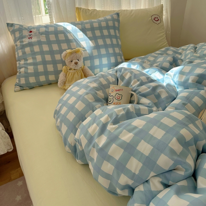 91家纺网 家纺一手货源 找家纺 顾里家纺 2025新款亲肤舒适卡通兔毛贴布绣套件四件套（会员- 3元 定制床笠+8元） 蓝格苹果狗