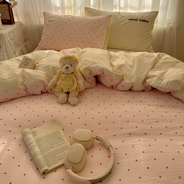 91家纺网 家纺一手货源 找家纺 顾里家纺 2025新款亲肤舒适卡通兔毛贴布绣套件四件套（会员- 3元 定制床笠+8元） 洛丽猫咪