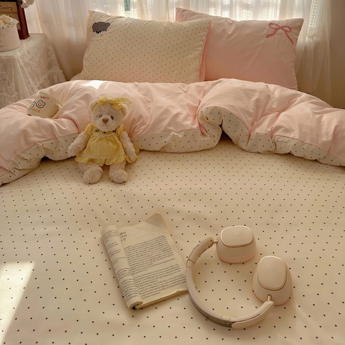 91家纺网 家纺一手货源 找家纺 顾里家纺 2025新款亲肤舒适卡通兔毛贴布绣套件四件套（会员- 3元 定制床笠+8元） 少女西高地