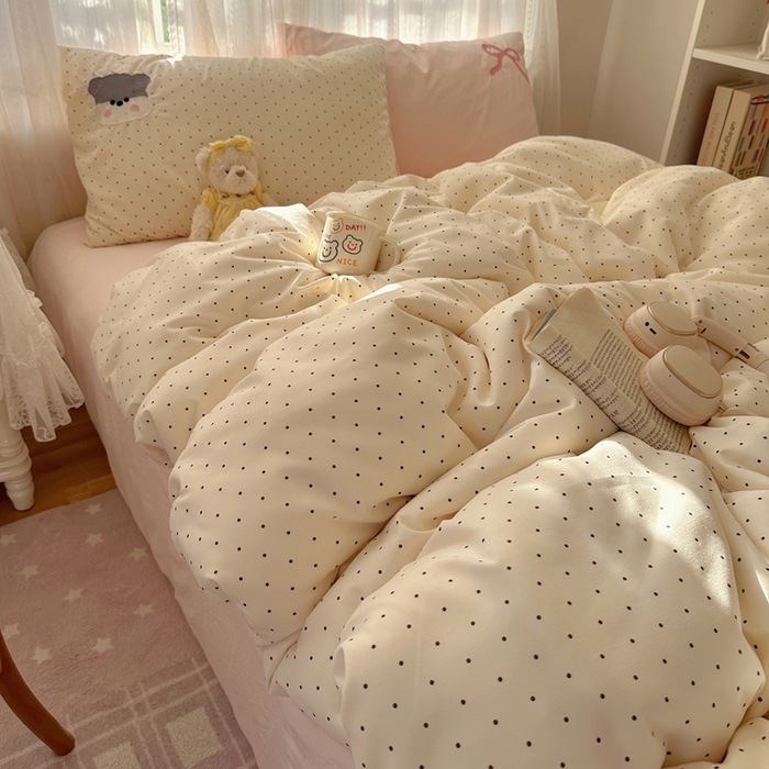 91家纺网 家纺一手货源 找家纺 顾里家纺 2025新款亲肤舒适卡通兔毛贴布绣套件四件套（会员- 3元 定制床笠+8元） 少女西高地