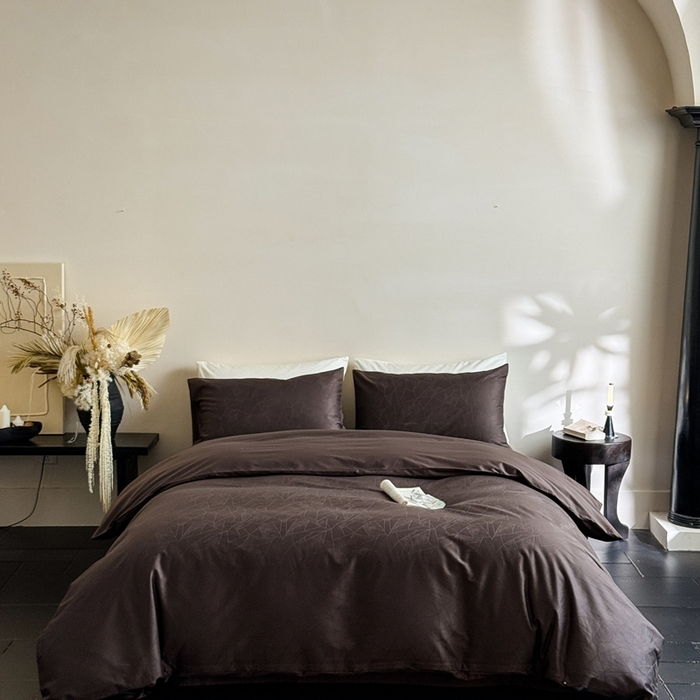 ONE TWO ONE 1212025新款高支高密长绒棉贡缎提花四件套-璀璨光影（为了各位老板们都有利润空间，平台控价券后不得低于228/318/338元，感谢您的配合与支持！！） 璀璨光影-竹咖