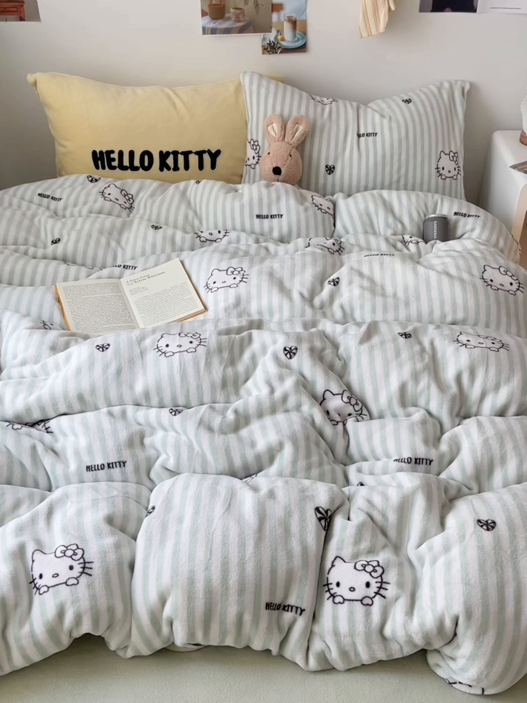 91家纺网 家纺一手货源 找家纺 三朵家纺 2025新款牛奶绒凯蒂猫四件套 可可KT系列 可可KT-绿