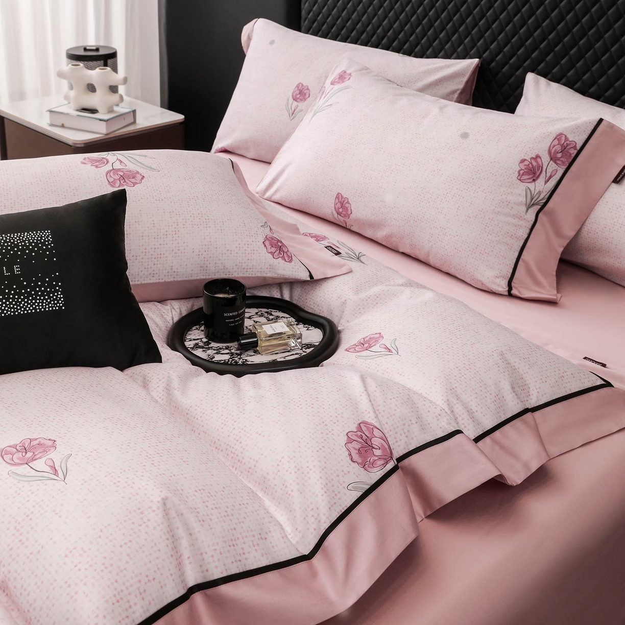 91家纺网 家纺一手货源 找家纺 2025新款直播热款A类数码印花全棉四件套纯棉复古美式长绒棉油画风高端床单被套床上用品 翎纳