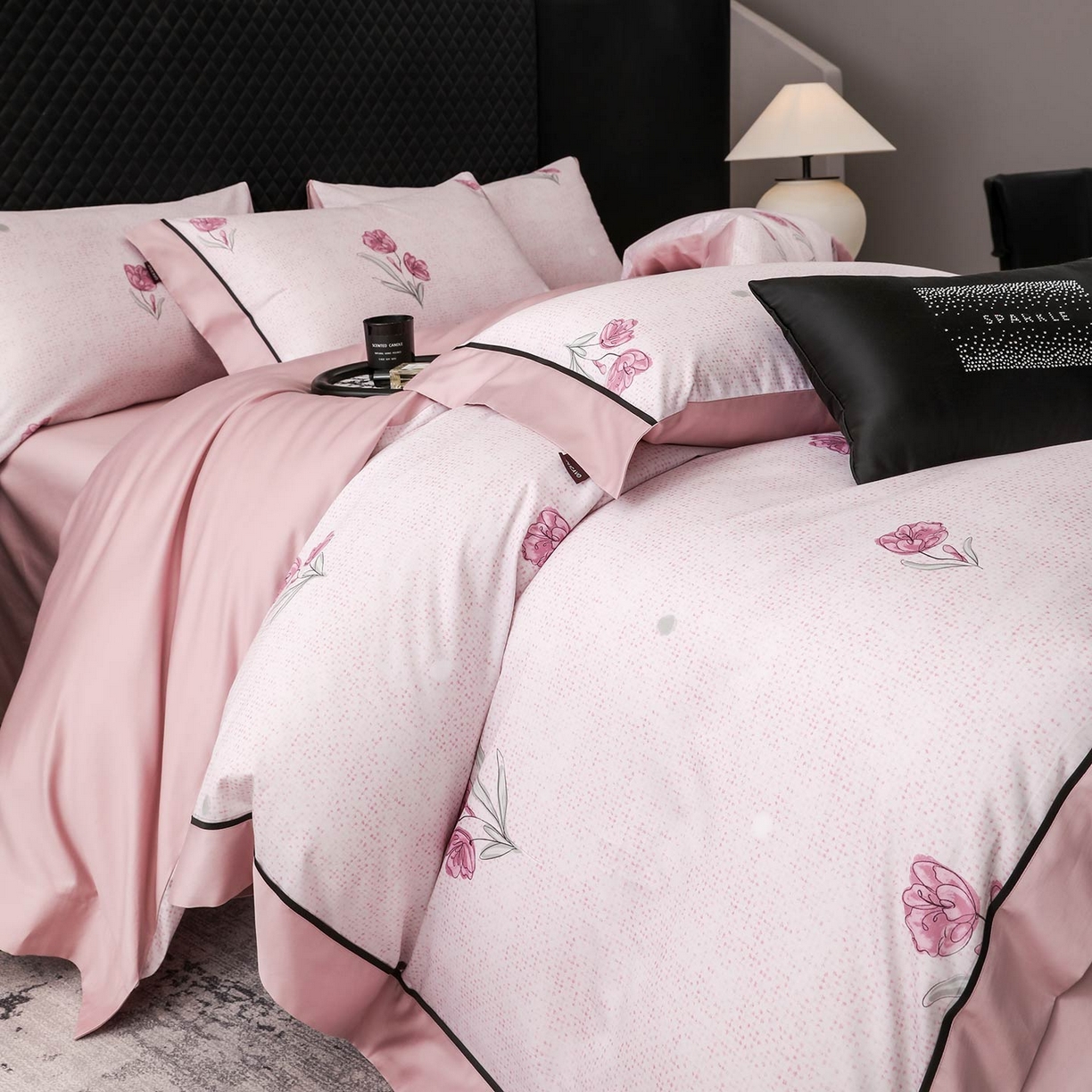 91家纺网 家纺一手货源 找家纺 2025新款直播热款A类数码印花全棉四件套纯棉复古美式长绒棉油画风高端床单被套床上用品 翎纳