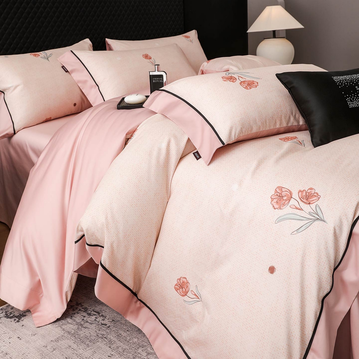 91家纺网 家纺一手货源 找家纺 2025新款直播热款A类数码印花全棉四件套纯棉复古美式长绒棉油画风高端床单被套床上用品 如漫