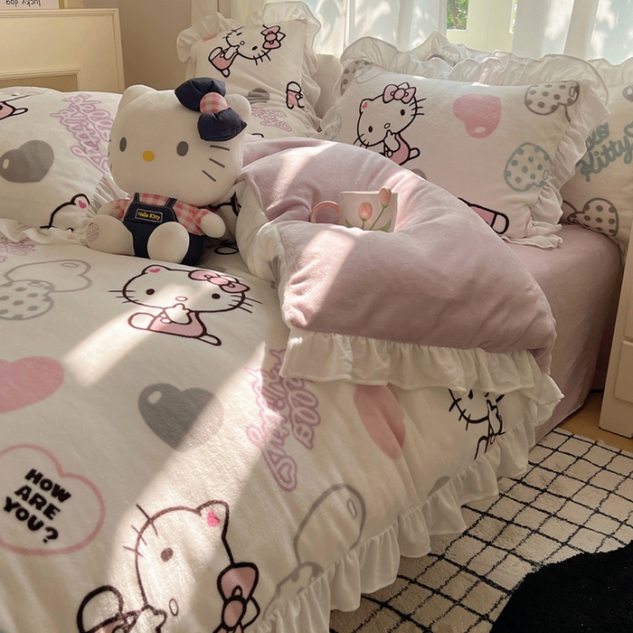 91家纺网 家纺一手货源 找家纺 （总）三朵家纺 2025新款牛奶绒三丽鸥花边四件套 花边系列