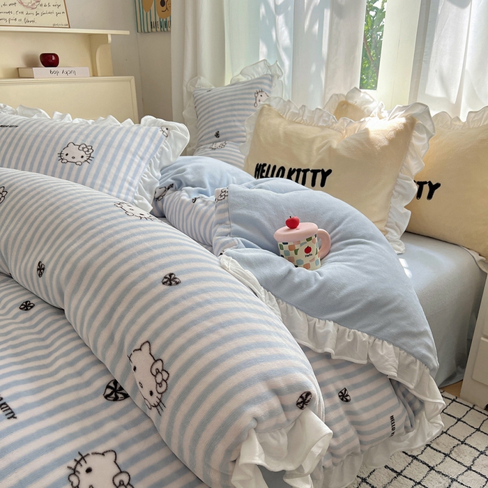 91家纺网 家纺一手货源 找家纺 （总）三朵家纺 2025新款牛奶绒三丽鸥花边四件套 花边系列