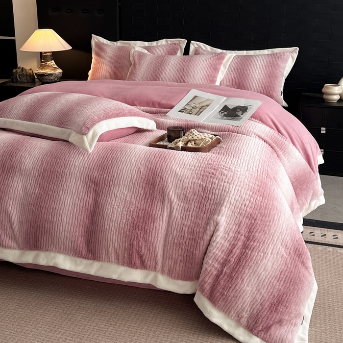 91家纺网 家纺一手货源 找家纺 羽梦 2025秋冬新品260克加厚全消光貂狐绒工艺款超保暖四件套 九尾狐-豆沙粉