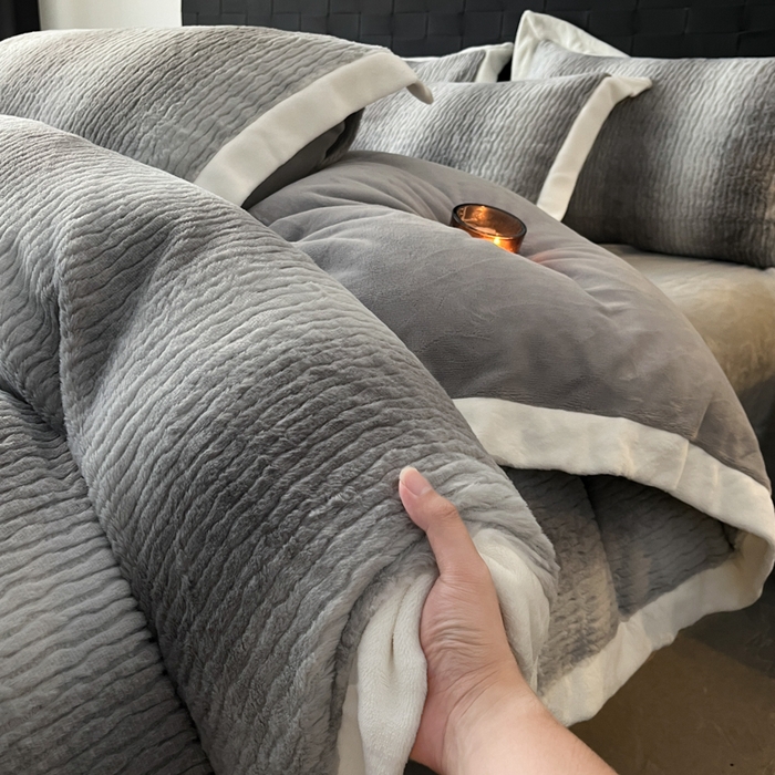 91家纺网 家纺一手货源 找家纺 羽梦 2025秋冬新品260克加厚全消光貂狐绒工艺款超保暖四件套 九尾狐-灰色