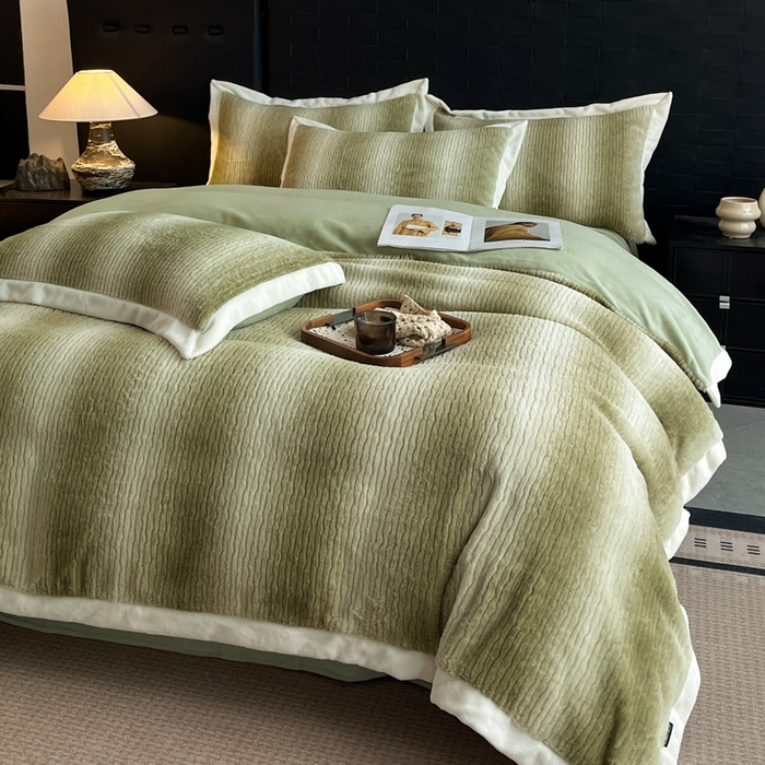 91家纺网 家纺一手货源 找家纺 羽梦 2025秋冬新品260克加厚全消光貂狐绒工艺款超保暖四件套 九尾狐-抹茶