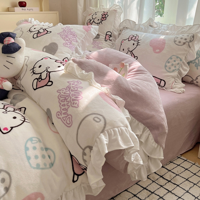 91家纺网 家纺一手货源 找家纺 三朵家纺 2025新款牛奶绒三丽鸥花边四件套 花边系列 花边-爱心凯蒂