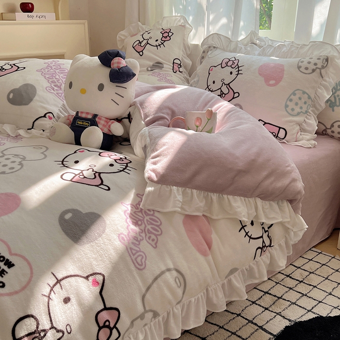 91家纺网 家纺一手货源 找家纺 三朵家纺 2025新款牛奶绒三丽鸥花边四件套 花边系列 花边-爱心凯蒂