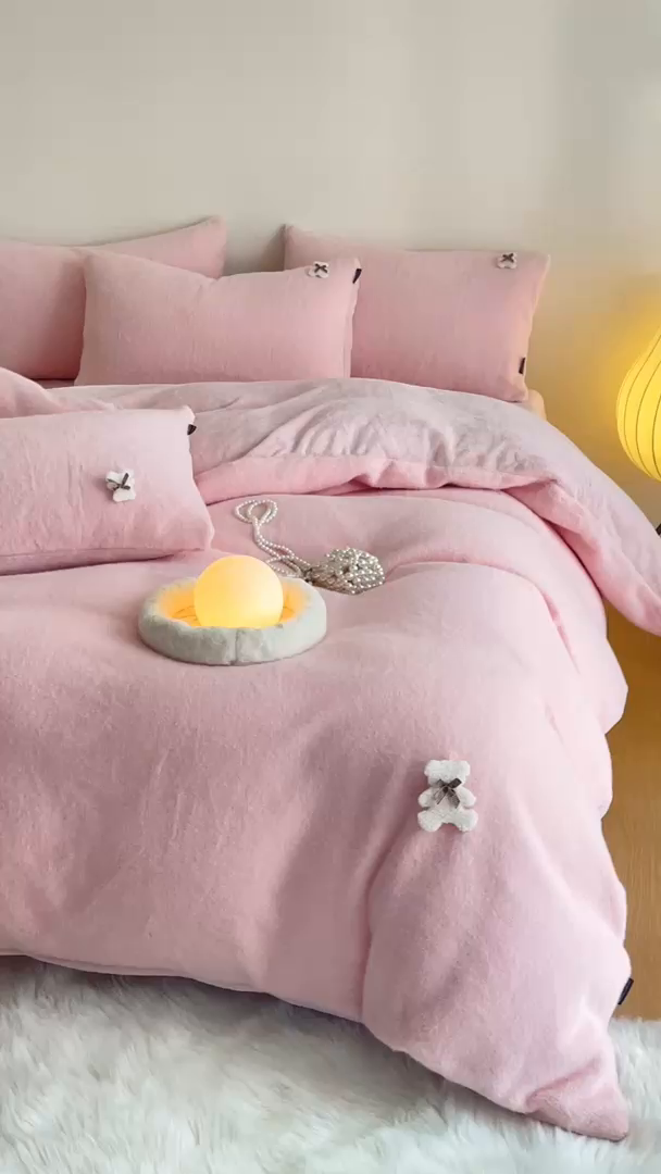 91家纺网 家纺一手货源 找家纺 羽梦家纺 2025新款260克加厚全消光糯米绒阳光绒加厚保暖四件套  糯米绒-粉黛雪