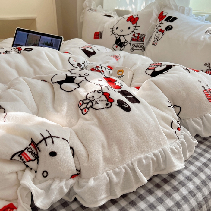 91家纺网 家纺一手货源 找家纺 三朵家纺 2025新款牛奶绒三丽鸥花边四件套 花边系列 花边-凯蒂公主