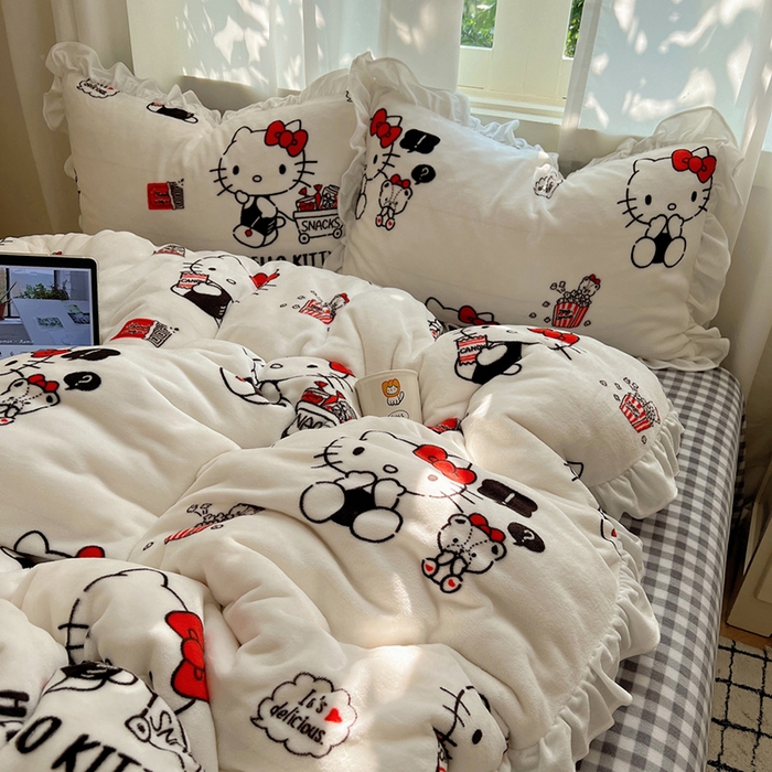 91家纺网 家纺一手货源 找家纺 三朵家纺 2025新款牛奶绒三丽鸥花边四件套 花边系列 花边-凯蒂公主