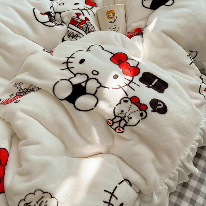 91家纺网 家纺一手货源 找家纺 三朵家纺 2025新款牛奶绒三丽鸥花边四件套 花边系列 花边-凯蒂公主