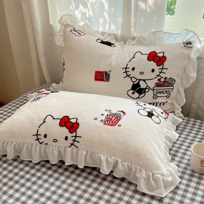 91家纺网 家纺一手货源 找家纺 三朵家纺 2025新款牛奶绒三丽鸥花边四件套 花边系列 花边-凯蒂公主