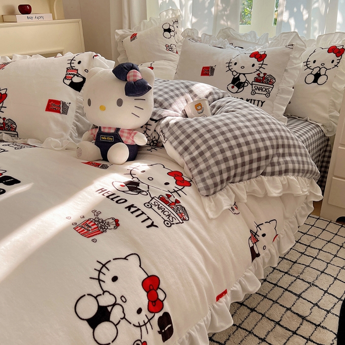 91家纺网 家纺一手货源 找家纺 三朵家纺 2025新款牛奶绒三丽鸥花边四件套 花边系列 花边-凯蒂公主