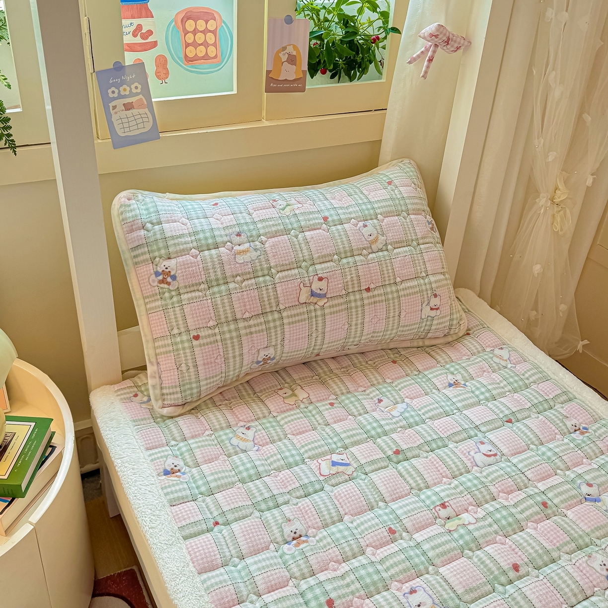 91家纺网 家纺一手货源 找家纺 （总）眠势力 2025新款牛奶绒学生床垫加绒牛奶绒床褥子秋冬保暖珊瑚绒夹棉上下铺床护垫