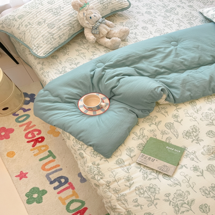 91家纺网 家纺一手货源 找家纺 云玲时尚 2025新款7A抗菌床盖加厚被芯云感春秋冬被子被芯四件套系列 花开漫漫