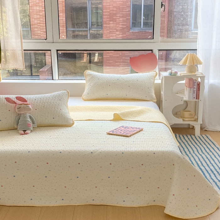 91家纺网 家纺一手货源 找家纺 云玲时尚 2025新款7A抗菌床盖加厚被芯云感春秋冬被子被芯四件套系列 织梦