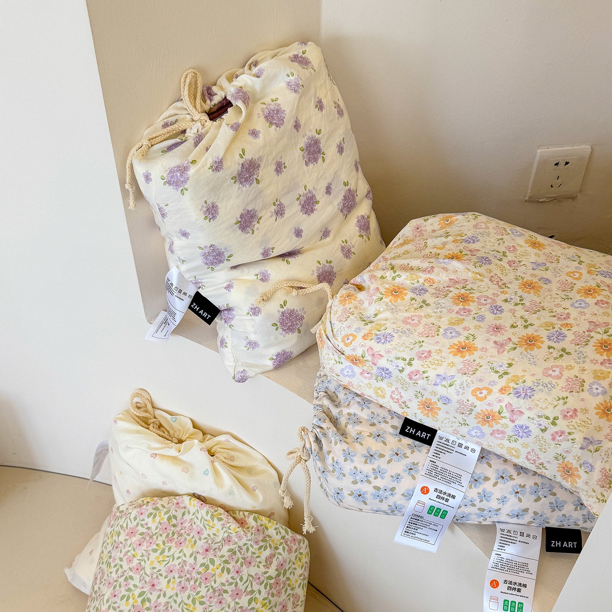 91家纺网 家纺一手货源 找家纺 竹合家纺 2025新款爆款韩国小布袋古法水洗云感四件套 组合图仅做展示不可下单